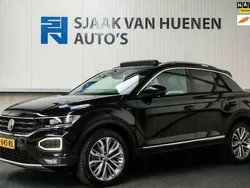 Zwart Gebruikt 2018 VW T-Roc Beats SUV | € 29.949 (Iets duurder)