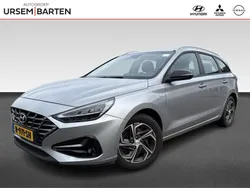 Grijs metallic Gebruikt 2022 Hyundai i30 Comfort Stationwagen | € 17.430 (Eerlijke prijs)
