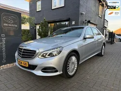Grijs Gebruikt 2014 Mercedes E220 Avantgarde Sedan | € 16.900 (Duur)