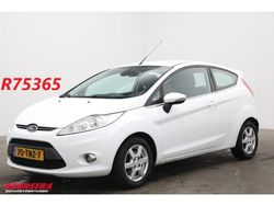 Wit Gebruikt 2012 Ford Fiesta Titanium Hatchback | € 1.875