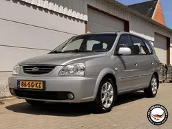 Grijs Gebruikt 2006 Kia Carens 2 MPV | € 3.850