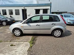 Grijs Gebruikt 2004 Ford Fiesta Trend Hatchback | € 1.899 (Eerlijke prijs)