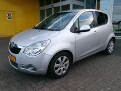 Grijsgrijs Gebruikt 2009 Opel Agila Hatchback | € 7.999 (Iets duurder)