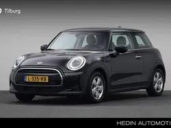 Zwart Gebruikt 2021 Mini Cooper Essential Hatchback | € 21.880 (Duur)