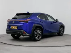 Blauw Gebruikt 2024 Lexus UX 300h Sport Design Packet SUV | € 45.950