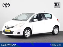 Wit Gebruikt 2014 Toyota Yaris Hatchback | € 9.445 (Eerlijke prijs)