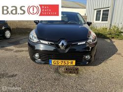 Zwart Gebruikt 2015 Renault Clio IV Night&Day Hatchback | € 8.950 (Iets duurder)