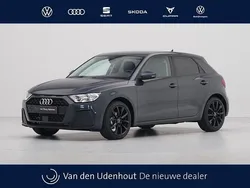 Grijs Gebruikt 2025 Audi A1 Sportback Proline Hatchback | € 28.900 (Eerlijke prijs)