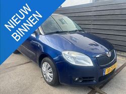 Blauw Gebruikt 2008 Skoda Fabia Ambiente Hatchback | € 1.950 (Goede deal)