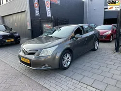 Groen, metallic lak Gebruikt 2009 Toyota Avensis Sedan | € 6.999 (Super prijs)