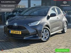 Grijs Gebruikt 2021 Toyota Yaris Hybrid Comfort Hatchback | € 19.950 (Eerlijke prijs)