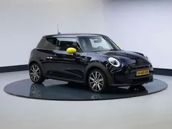 Blauw Gebruikt 2021 Mini Cooper SE Hatchback | € 21.950 (Iets duurder)