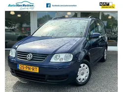Blauw Gebruikt 2004 VW Touran Trendline MPV | € 1.995 (Eerlijke prijs)