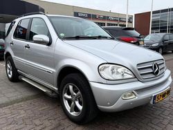 Grijs Gebruikt 2003 Mercedes 350 SUV | € 4.500
