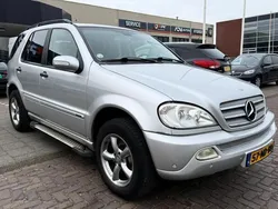 Grijs Gebruikt 2003 Mercedes 350 SUV | € 5.250