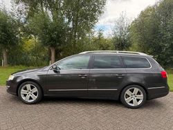 Zwart Gebruikt 2006 VW Passat Highline Stationwagen | € 2.250