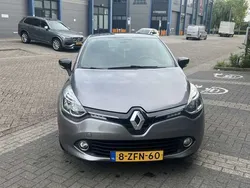 Grijs Gebruikt 2015 Renault Clio IV Night&Day Hatchback | € 6.250 (Iets duurder)