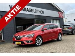 Rood Gebruikt 2019 Renault Mégane GrandTour Stationwagen | € 13.950 (Goede deal)