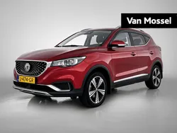 Rood Gebruikt 2020 MG ZS Luxury Sedan | € 15.495 (Eerlijke prijs)