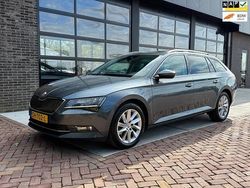 Grijs Gebruikt 2018 Skoda Superb Business Line Stationwagen | € 17.975 (Eerlijke prijs)