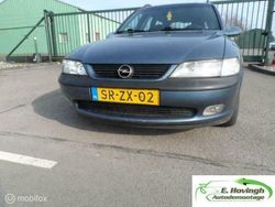 Blauw Gebruikt 1998 Opel Vectra Stationwagen | € 1.150