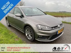 Grijs Gebruikt 2016 VW Golf VII Highline Hatchback | € 9.750 (Super prijs)