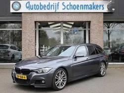 Grijs Gebruikt 2019 BMW 318 M Sport Stationwagen | € 19.990 (Iets duurder)