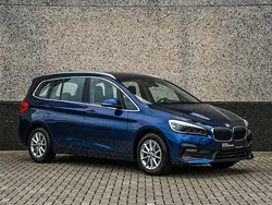 Blauw Gebruikt 2020 BMW 218 Executive Stationwagen | € 18.850 (Goede deal)