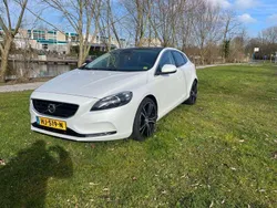 Wit Gebruikt 2015 Volvo V40 Summum Stationwagen | € 8.250 (Eerlijke prijs)
