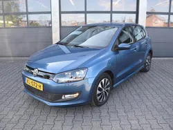 Blauw Gebruikt 2016 VW Polo Edition Hatchback | € 11.830 (Eerlijke prijs)