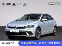 Grijs, metallic lak Gebruikt 2023 VW Polo Life Hatchback | € 19.749 (Eerlijke prijs)