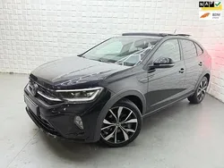 Zwart, metallic lak Gebruikt 2024 VW Taigo R-line SUV | € 31.849 (Eerlijke prijs)