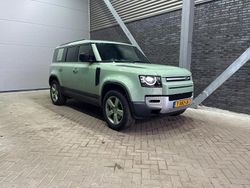 Groen Gebruikt 2023 Land Rover Defender 75th Limited Edition | € 87.400 (Eerlijke prijs)