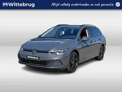 Grijs Gebruikt 2021 VW Golf VIII Life Stationwagen | € 23.950 (Iets duurder)