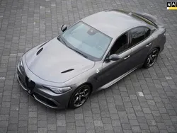 Grijs, metallic lak Gebruikt 2021 Alfa Romeo Giulia Quadrifoglio Sedan | € 79.900