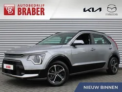 Grijs, metallic lak Nieuw 2025 Kia Niro SUV | € 37.390 (Eerlijke prijs)