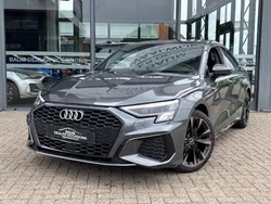 Grijs Gebruikt 2021 Audi A3 S-Line Sedan | € 25.950 (Eerlijke prijs)