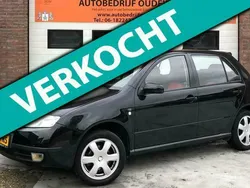 Zwart Gebruikt 2004 Skoda Fabia Hatchback | € 2.695 (Eerlijke prijs)