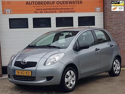 Grijs Gebruikt 2007 Toyota Yaris Terra Hatchback | € 2.799 (Eerlijke prijs)