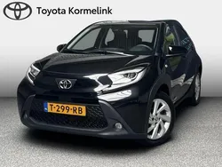 Zwart Gebruikt 2023 Toyota Aygo Hatchback | € 18.950 (Eerlijke prijs)