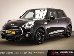 Zwart Gebruikt 2017 Mini Cooper S Business Hatchback | € 20.600 (Iets duurder)