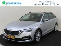 Grijs Gebruikt 2024 Skoda Octavia Business Line Stationwagen | € 25.750 (Goede deal)