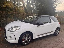 Wit Gebruikt 2011 Citroën DS3 Sport Chic Hatchback | € 4.495 (Eerlijke prijs)