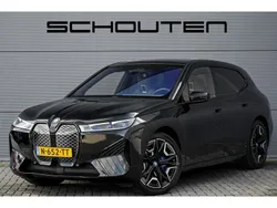 Zwart Gebruikt 2021 BMW iX Executive SUV | € 45.900 (Eerlijke prijs)
