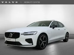 Wit Gebruikt 2022 Volvo S60 Sedan | € 44.935 (Duur)