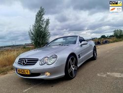 Grijs (metallic) Gebruikt 2002 Mercedes SL500 Cabriolet | € 16.500 (Eerlijke prijs)