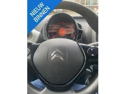 Zilver, metallic lak Gebruikt 2015 Citroën C1 Feel Hatchback | € 5.750 (Eerlijke prijs)
