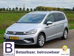 Grijs Gebruikt 2017 VW Touran Highline MPV | € 18.245 (Eerlijke prijs)