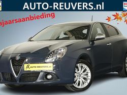 Grijs Gebruikt 2016 Alfa Romeo Giulietta Super Hatchback | € 13.850 (Eerlijke prijs)
