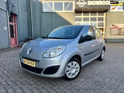 Grijs Gebruikt 2008 Renault Twingo Authentique Hatchback | € 2.295 (Goede deal)
